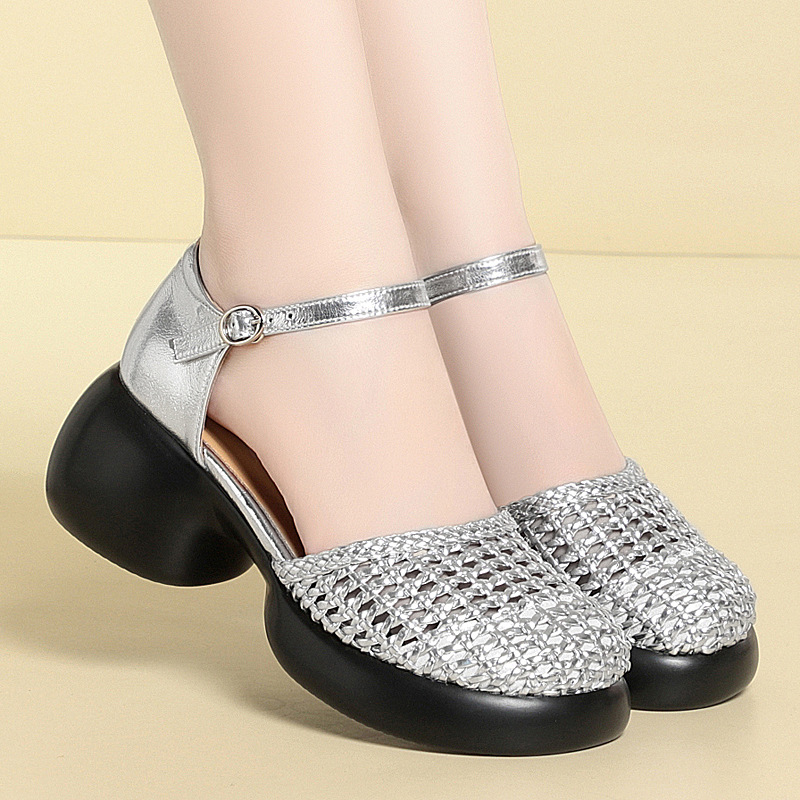 Dép sandal nữ đế xuồng cao gót mũi kín phong cách La Mã — đen