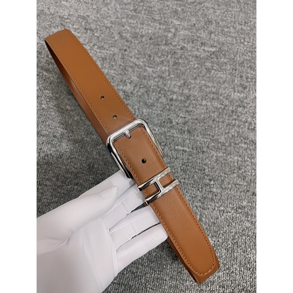 Camel keychain