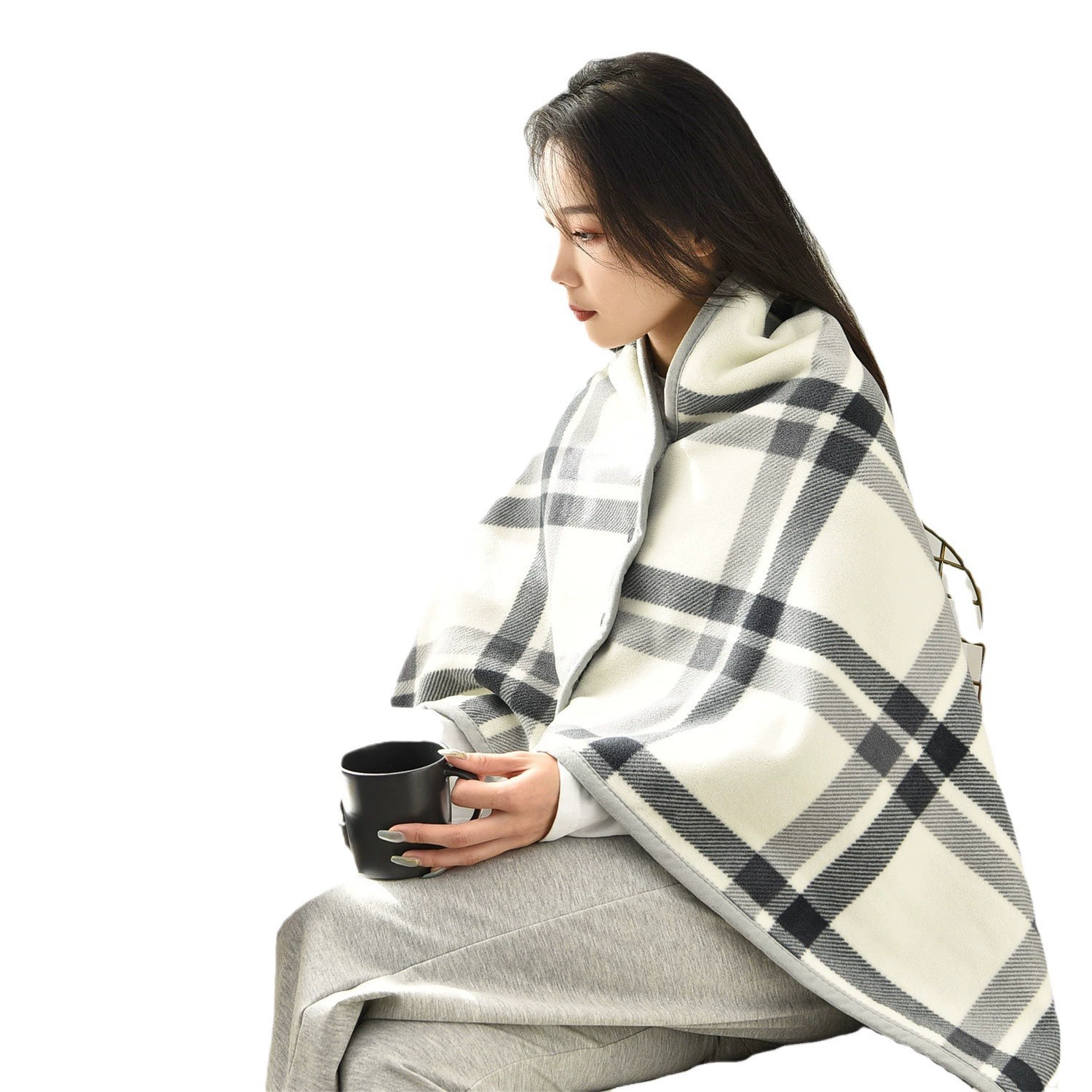 Multifunctional flannel duvet, soft cloak