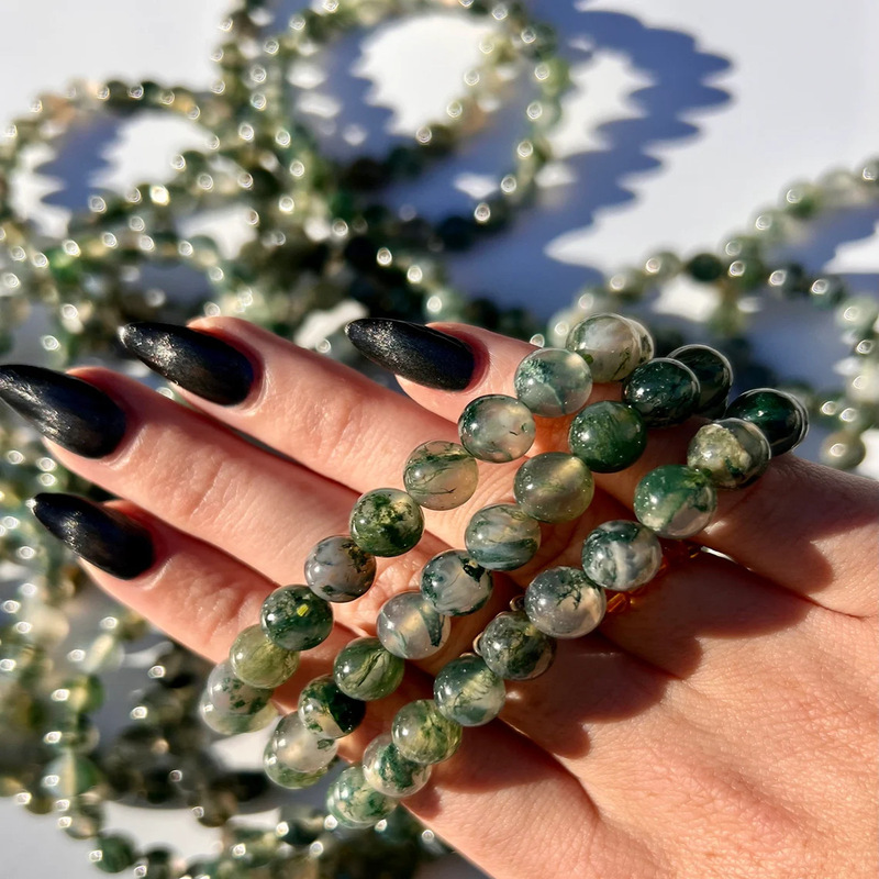 Europe and the United States cross-border hot sale natural green moss stone hand stretch string beaded ladies bracelet