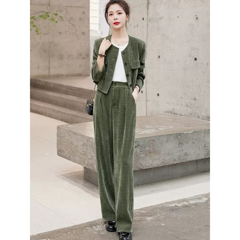 Xiaoxiang Style Fashion suit 2024 Spring Wear Slim Gold Velvet Crewneck Short Coat Wide Leg Pants Two-piece Set for Women