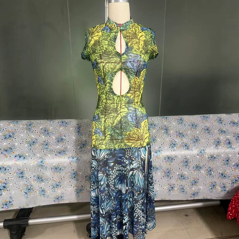 Cross-border New Chinese Style Stand Collar Modified Cheongsam-Style Patchwork Dress with Printed Contrasting Colors, Butterfly Tail, and Large Hem for Women