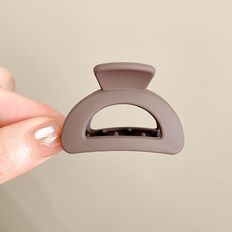 18 # Café oscuro 4CM.