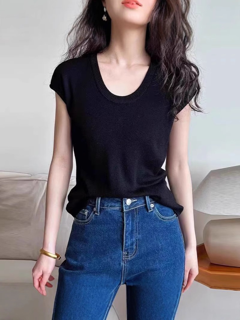 阿诗蜜软糯薄款U领短袖冰丝针织衫T恤女修身半袖打底衫上衣女