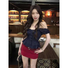 一字肩蓝色波点短袖衬衫女夏季荷叶边收腰衬衣设计感修身纯欲上衣