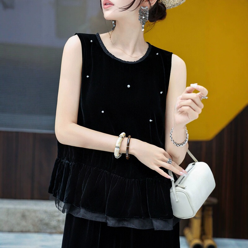 2026 New Luxury French-Style Silk Velvet Beaded Top with a Modern Urban Feel and Ruffled Hem Sleeveless Shirt 2026 New Luxury French-Style Silk Velvet Beaded Top with a Modern Urban Feel and Ruffled Hem Sleeveless Shirt