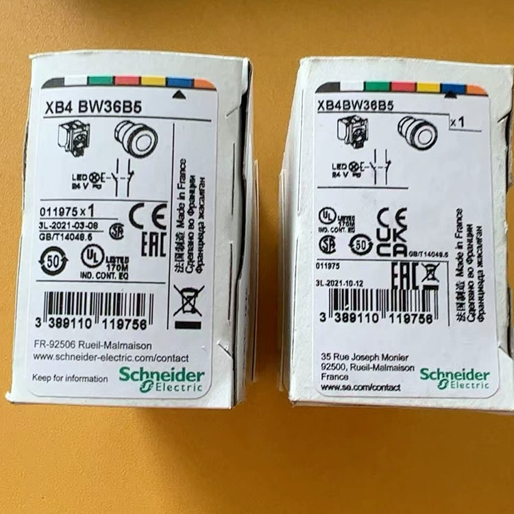 XB4BW31B5/XB4BW33B5/XB4BW34B5/XB4BW35B5/кнопка Nike новый оригинальный