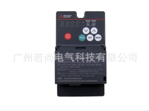 变频器FR-CS82S-042-60(0.75KW)小微型经济款 全新正品 库存特售