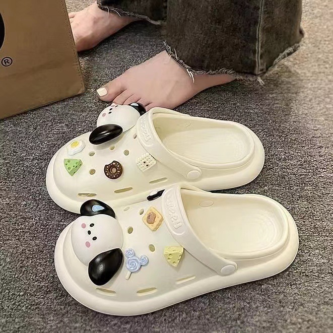 Cute fashionable cartoon summer ultra-soft Crocs-style slippers…