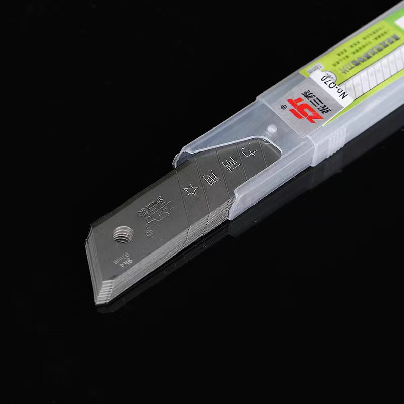 厂家直供美工刀片划三合板刀片裁纸刀木工家用美工刀片厂家批发