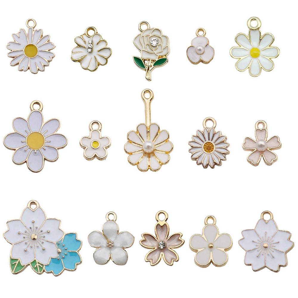Colgantes de aleación con margarita y flor de cerezo esmaltadas