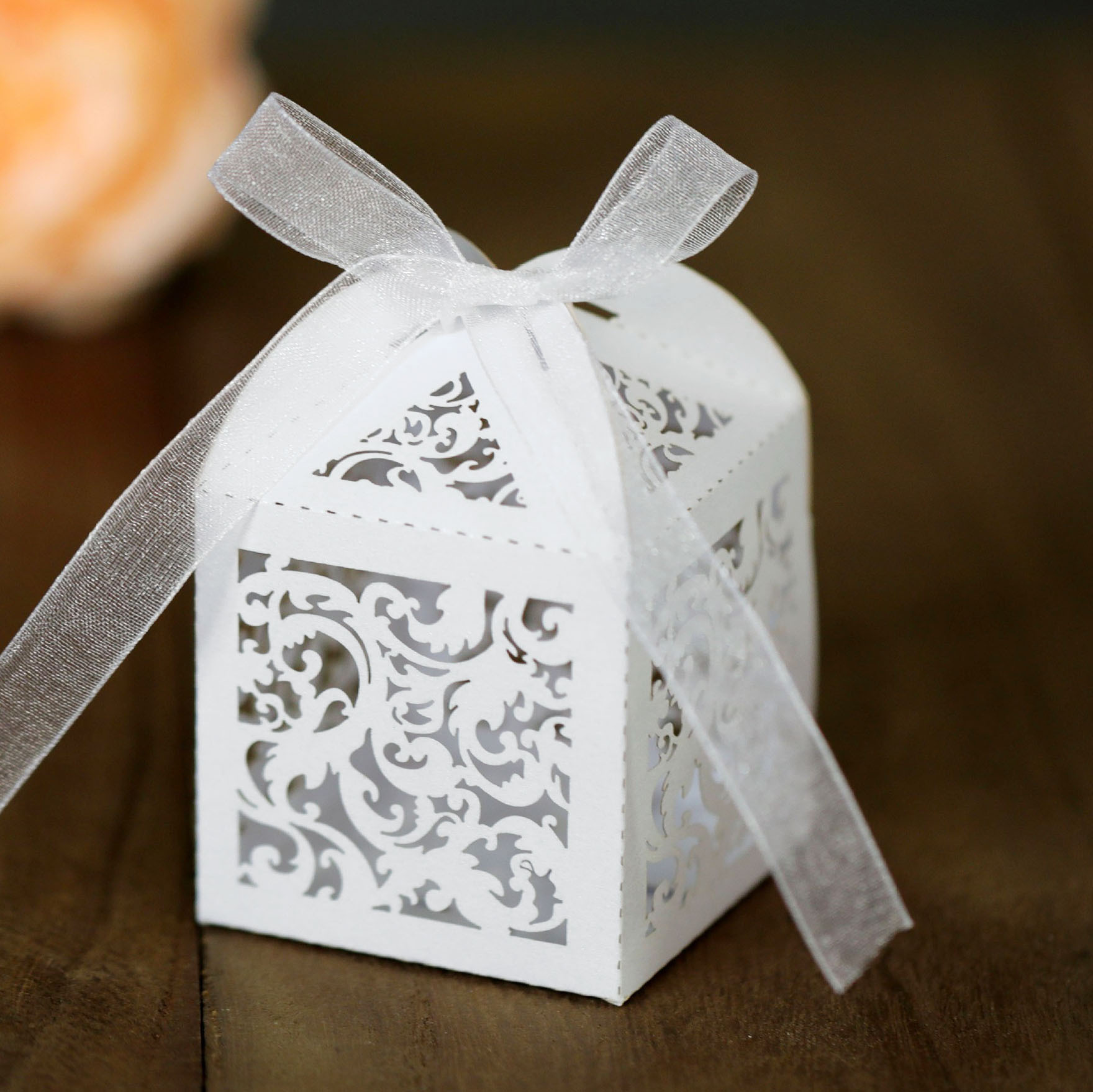 18340583800_1878402850