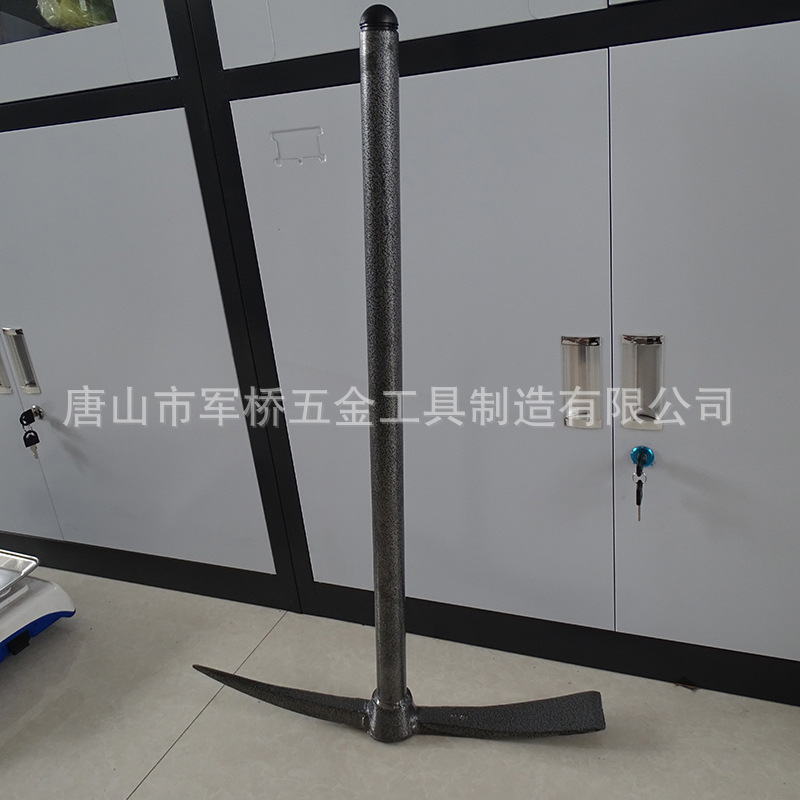 外贸镐厂家供应出口非洲中东农工具铁柄镐建筑铁柄镐钢管焊接镐