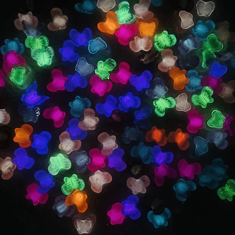 New luminous butterfly nail jewelry diy three-dimensional cartoon resin Diamond simulation gradient color small butterfly New luminous butterfly nail jewelry diy three-dimensional cartoon resin Diamond simulation gradient color small butterfly