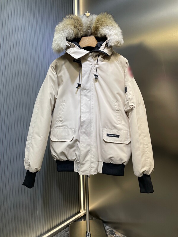 毒家正确版NFC芯片鹅家01款狼毛领飞行员夹克短款羽绒服男女同款|undefined