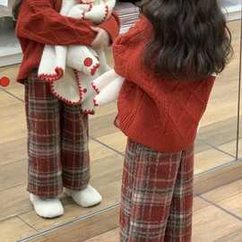 2023冬款女童圣诞新年装韩版复古红色菱格麻花毛衣加绒格子直筒裤