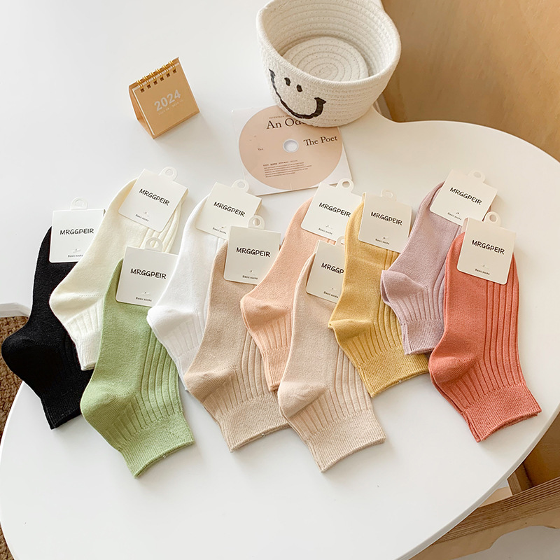 Women's socks cotton short tube socks solid color Joker vertical strip sweat-absorbent spring and summer new ankle socks in stock wholesale Women's socks cotton short tube socks solid color Joker vertical strip sweat-absorbent spring and summer new ankle socks in stock wholesale