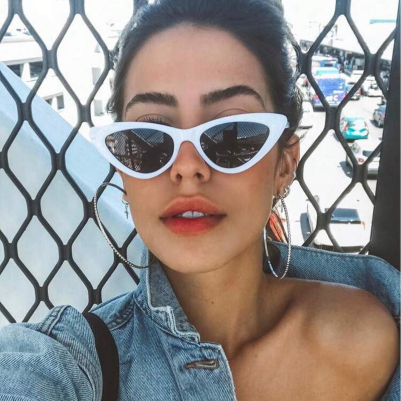 レトロ三角猫眼小顔サングラス女高級感インスタ黒小枠サングラス日焼け止めスタイリング写真撮影|undefined