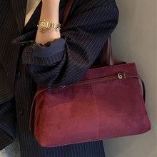 �¿�ͨ��Ů��¹��Ƥ�������ɫ�������μ��С���ٴ�Ůʿб���