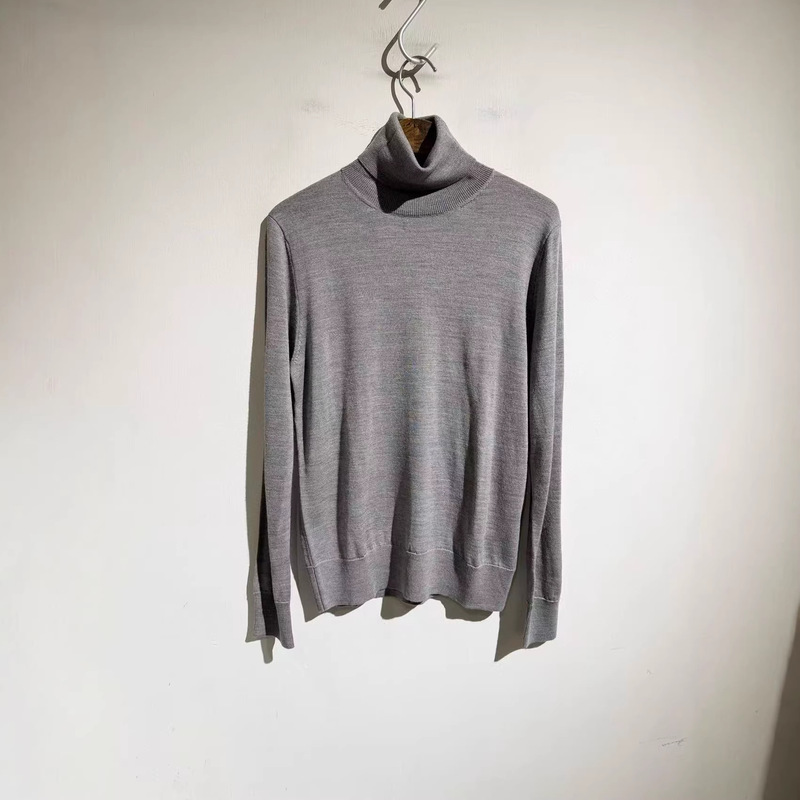 New Autumn and Winter Z Brand High-Neck Sweater, Soft Knitwear with Double Stripe Embroidery on the Back, Men's High-Neck Sweater