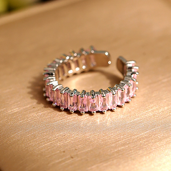 Elegant design one size adjustable sophisticated ring with zircon