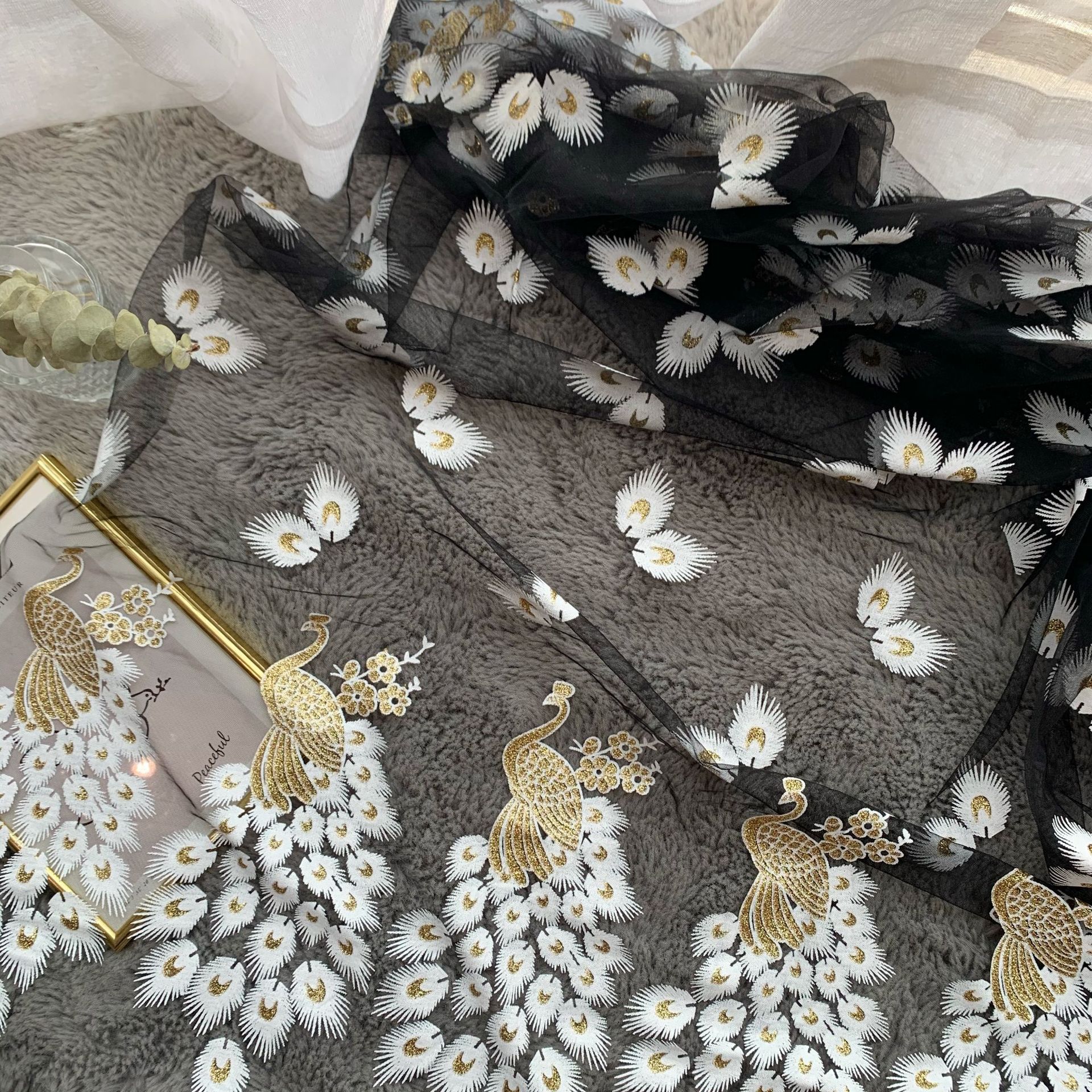 Colocación bilateral pegamento polvo de impresión bronceado malla Flor del Pavo Real capa hilo ropa para niños Hanfu Lolita tela suministro directo