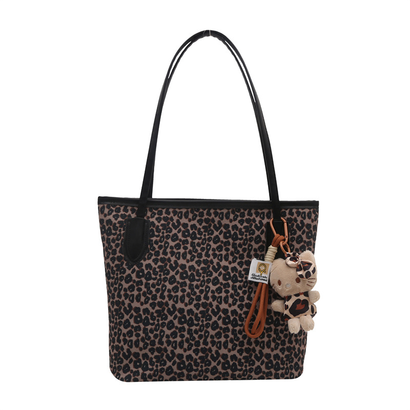 Bolso de viaje de gran capacidad en línea 2024 invierno nuevo versátil ins este año popular bolso de hombro bolso especial