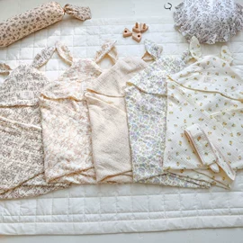 抱被抱毯;围嘴围兜;婴童枕芯