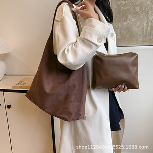 Commuting Bag, Retro Casual Class, Large-Capacity Tote Bag, High-End Trendy Shoulder Bag, Women's Bag, Armpit Bag