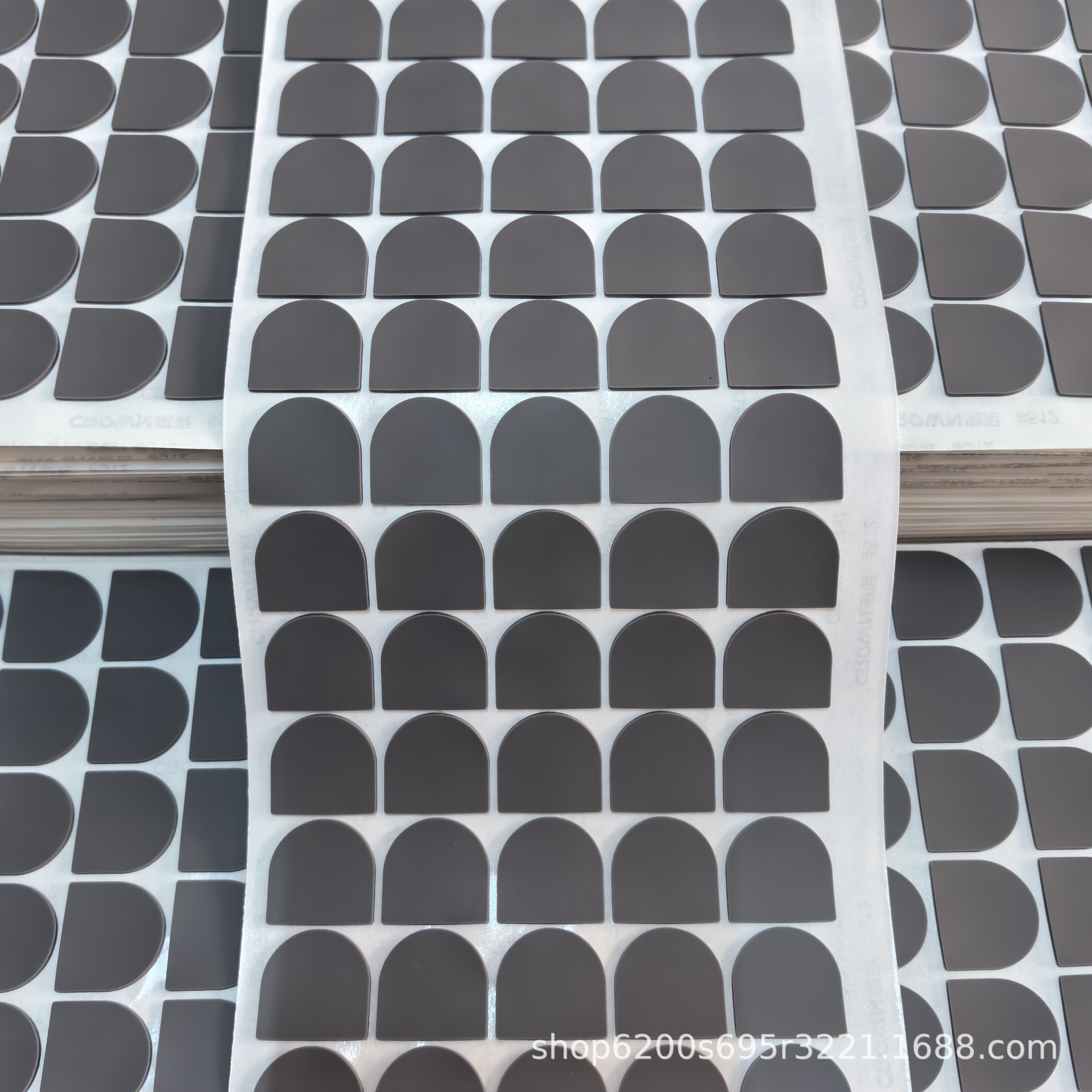 厂家直销手机支架硅胶防滑垫片自粘减震硅胶脚垫防滑硅胶垫片