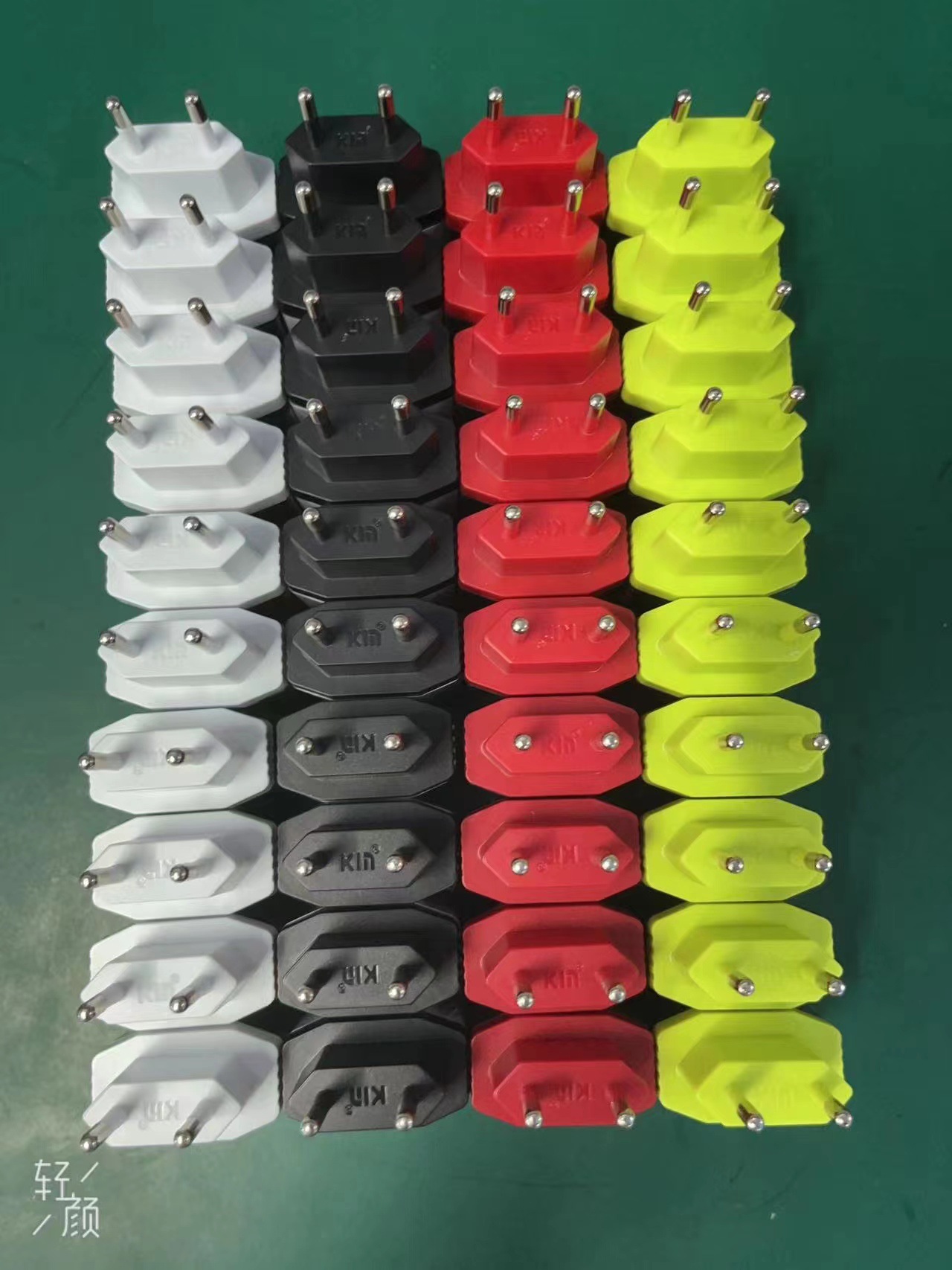 欧规充电器实物图 (2)