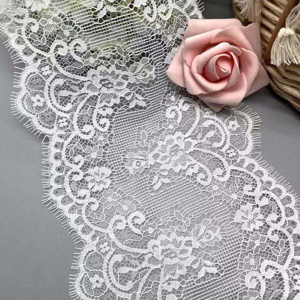 Lace white underwear for eyelashes