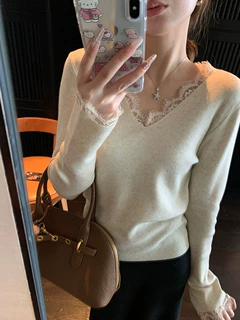 温柔气质挂~法式V领睫毛蕾丝内搭针织衫女冬羊毛混纺纱线上衣