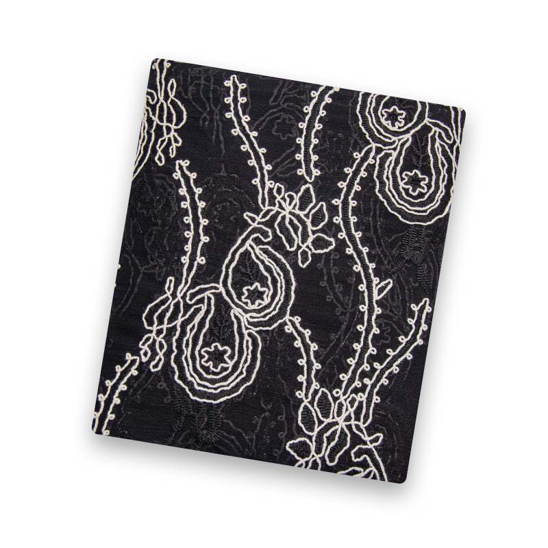 검정색 바탕에 검정색