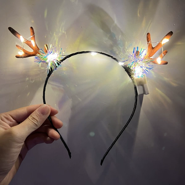Warm white light gold wire antlers