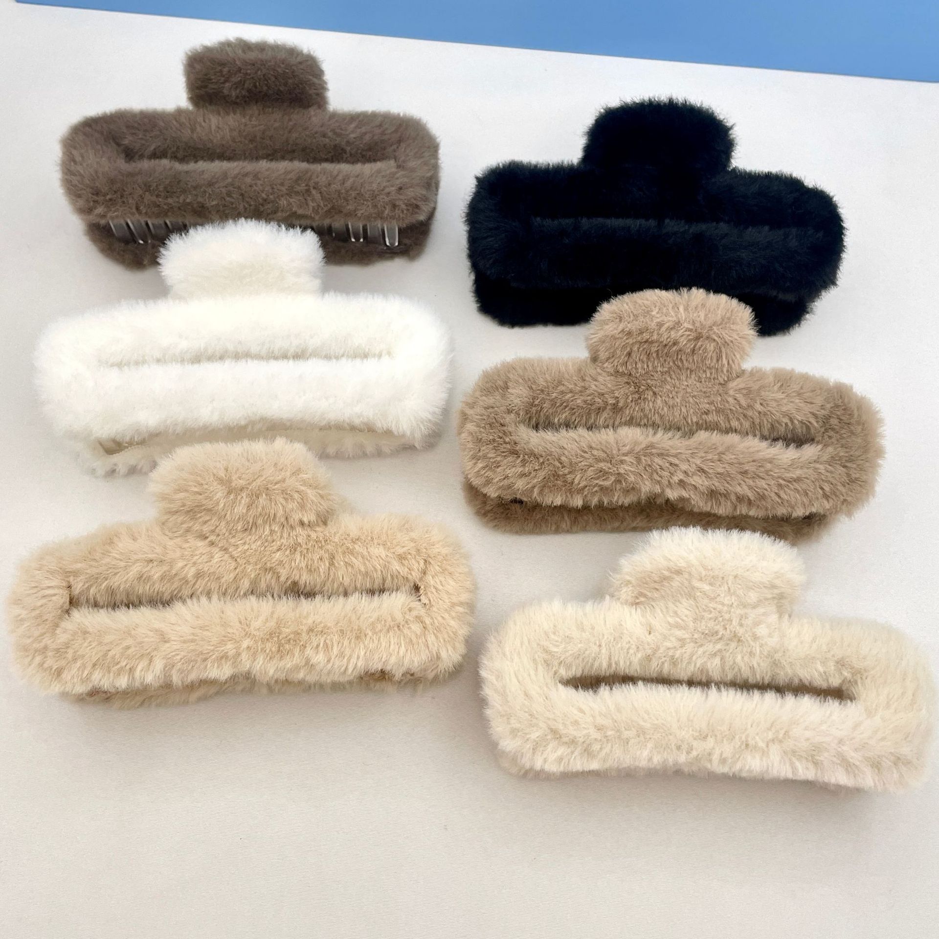 Oufeirle Autumn and Winter Square Plush Hair Clip Large Handmade Rabbit Fur Shark Clip Fluffy Hair Bun Clip Hair Accessory