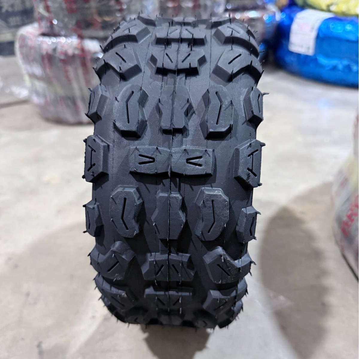 Manufacturer's electric scooter tire 100/65-6.5 vacuum tire off-road 100/65-6.5 wear-resistant off-road tire