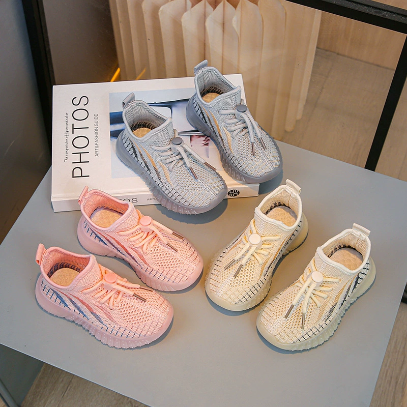 Детская детская кокосовая обувь 2025 весна лето новая спортивная обувь для мальчиков дышащая для мальчиков сетка лапша для школьников кроссовки