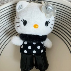 ハローキティ モモベリー 水玉模様ペンダント 中古 サンリオ ぬいぐるみ ペンダント