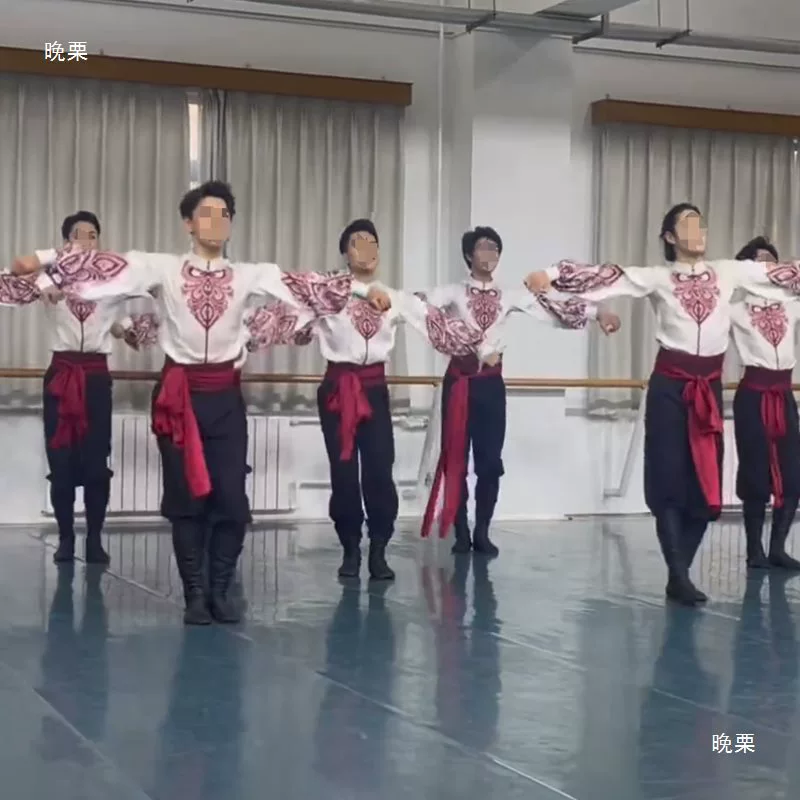 Уйгурская мужская одежда Xinjiang Dance Clothing Art Exam Custo