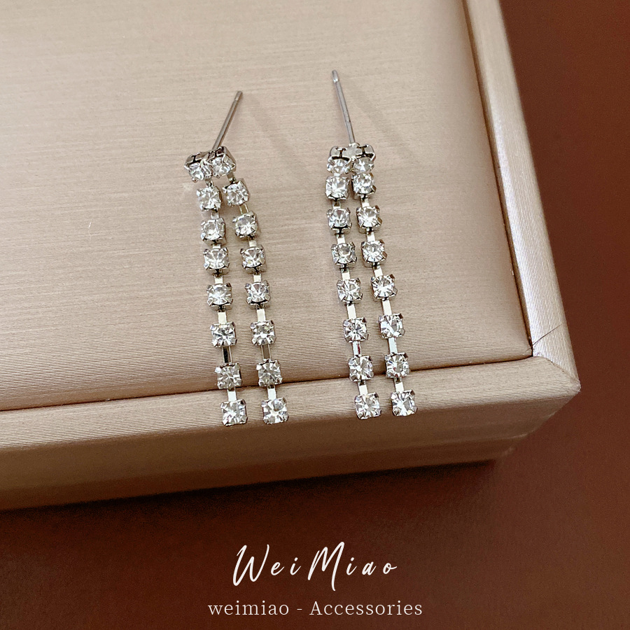 El estilo europeo y americano con diamantes con bordas collar ligero de lujo de alta calidad cadena de clavícula temperamento exagerado conjunto de joyería de moda para mujeres