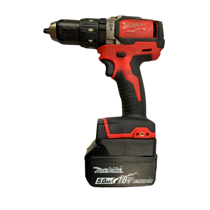 牧MA田18V BL(系列）电池转换成米Mi沃奇 18V N18锂电池 适配器