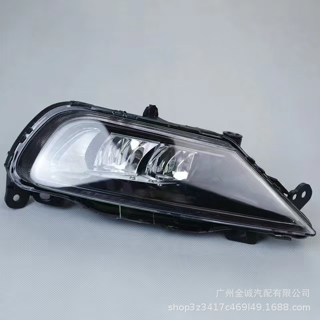Suitable for 2024 Volvo XC60/S90/XC90 front bumper LED fog lights, part numbers 31434666 and 31434667