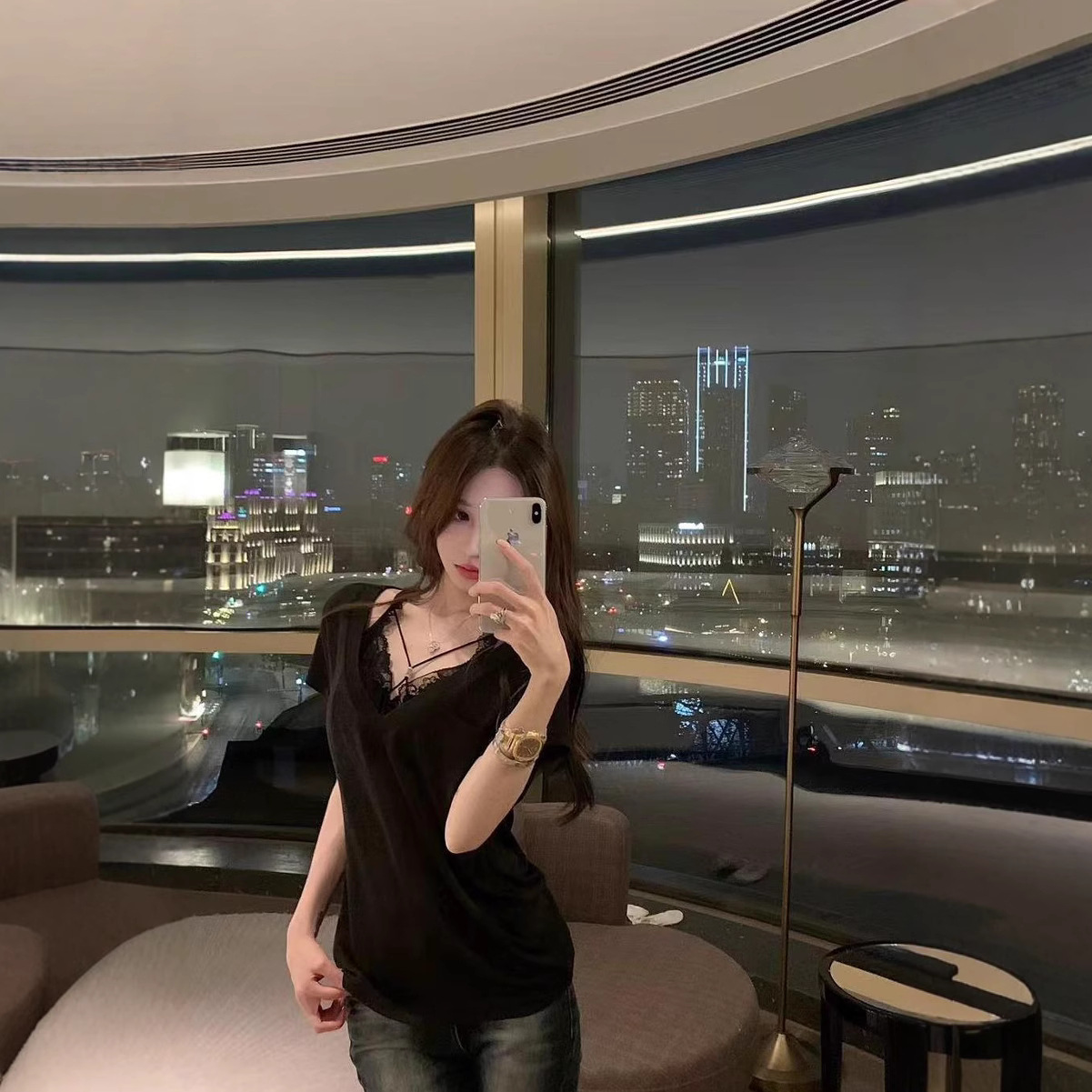 carousel-thumb-4
