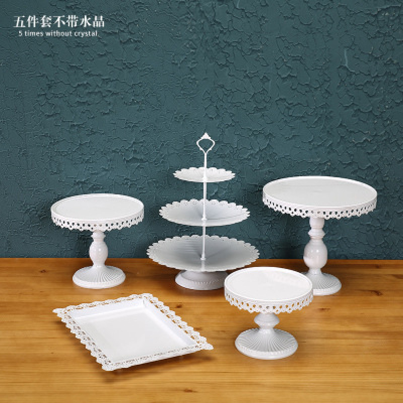 Postre de boda de oro Adornos de mesa Soporte de pastel de estilo europeo Accesorios de boda Bandeja de pastel de encaje Soporte de punto de hierro 12 piezas