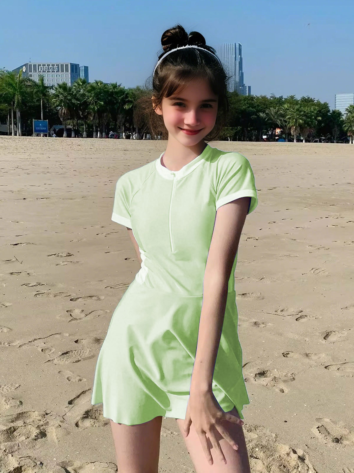 Traje de baño para niños, niña de una pieza 2025 nuevo traje de baño para niñas, traje de baño de verano para niños de mediana edad, traje de entrenamiento de natación para estudiantes