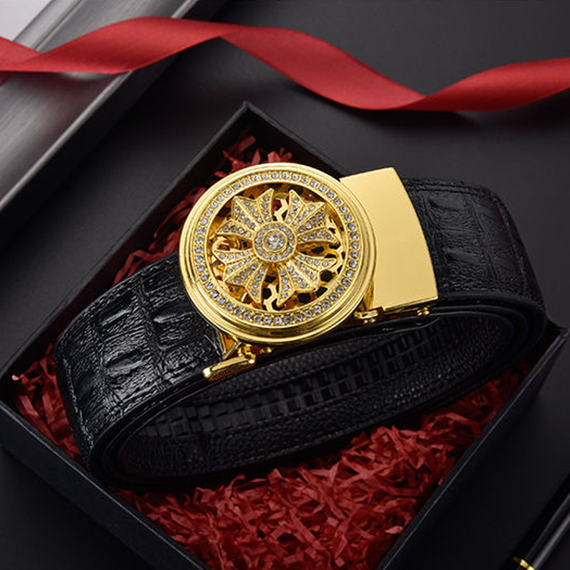 Új Hot Selling öv automatikus csattal férfiaknak, gyémántszeges csatfejjel, üzleti alkalmi öv férfiaknak_voghion.com