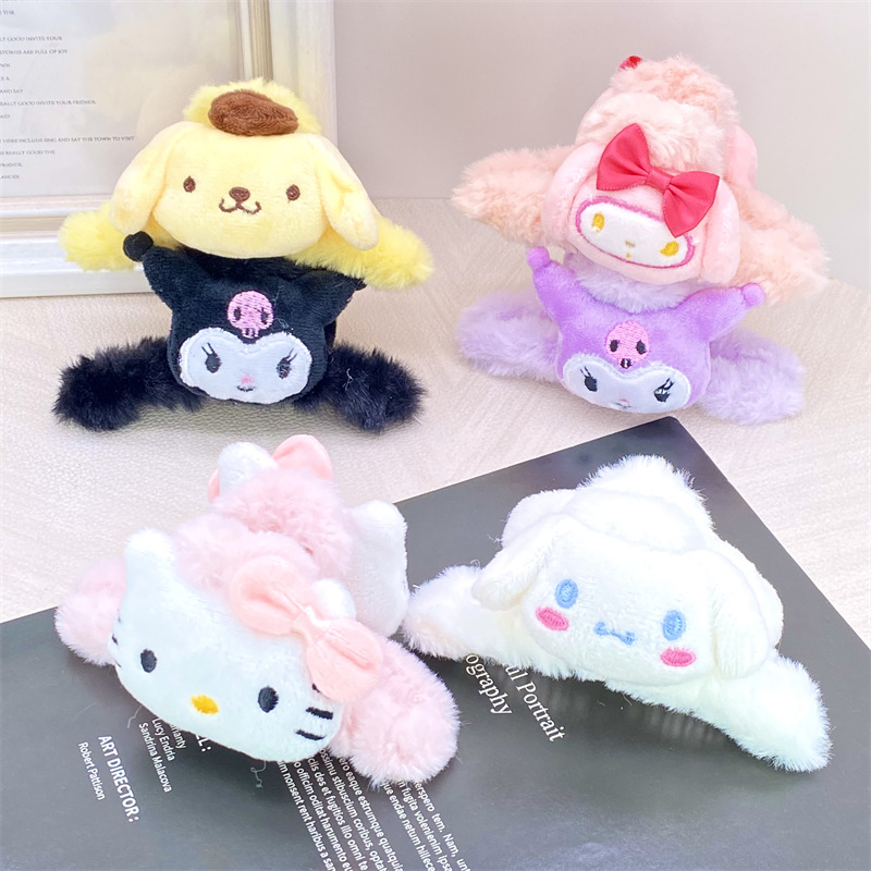 Felpa colgando Bola de piel pajarita horquilla de dibujos animados animal fresa oso piel pelo Clip 2 yuanes Shangchao accesorios para el cabello accesorios para la cabeza