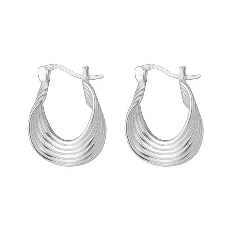 Sterling silver, simple fashionable, with a sense of high-end lines and twisted loop e. Female niche cold style_voghion.com