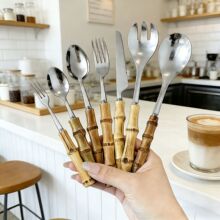 �羳��Ȼ������P䓲;���Ʒɳ���ײ����ֱ�����ţ�ŵ����ײ���